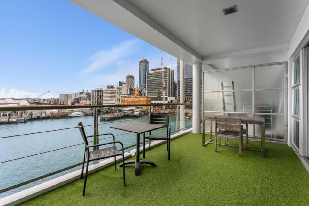 Newly Refurbished Waterfront Apartment! 3320 Оукланд Екстериор снимка